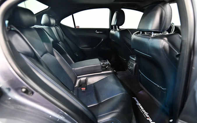 Lexus IS cena 290000 przebieg: 111098, rok produkcji 2012 z Sokołów Podlaski małe 781